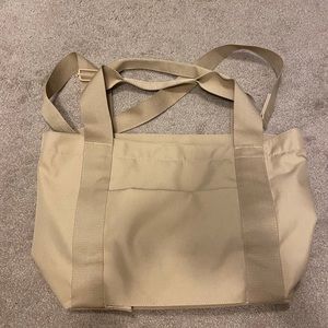 BEIS beisics tote bag